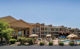 Quality Inn & Suites Sevierville - Pigeon Forge